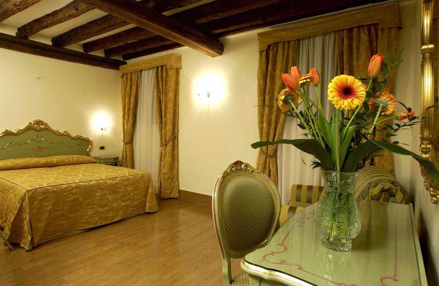 Hotel Al Ponte Mocenigo Венеция Экстерьер фото